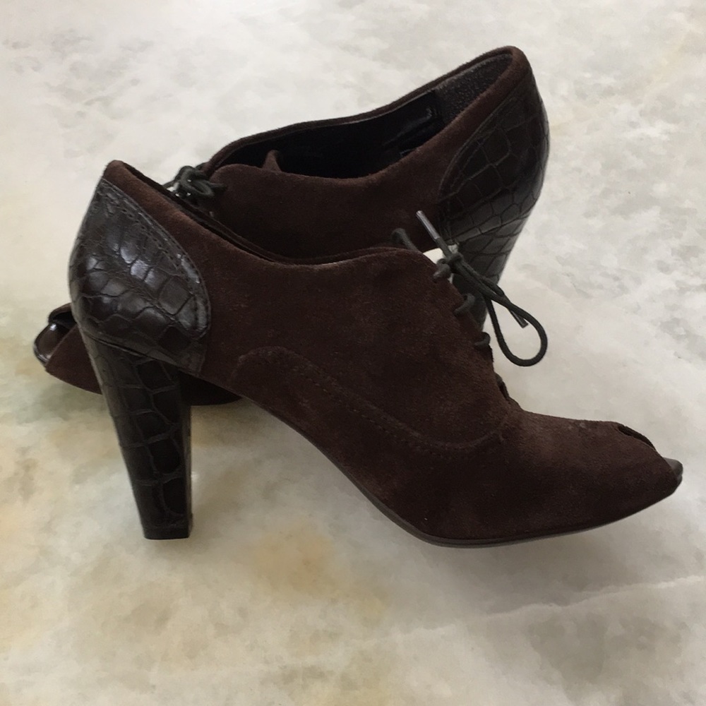 Nickels Brown Peep Toe Heels